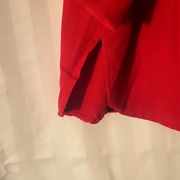 Kloz Studio, Womans Red Button Down Blouse, Size: 2X - Picture 4 of 6